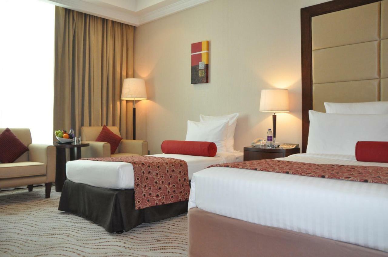 Park Regis Kris Kin 5* Дубай