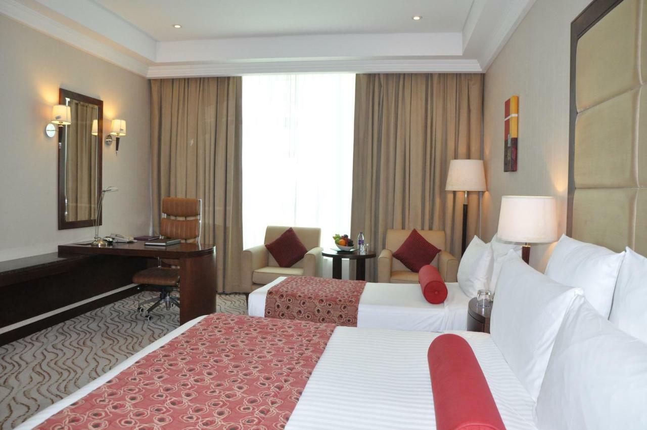 Park Regis Kris Kin 5* Дубай